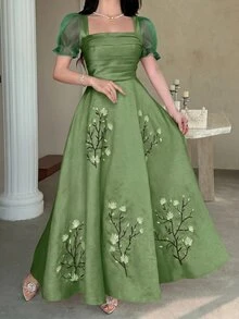 Feyla Chic Women's Green A Line Maxi Dress With Delicately Embroidered Blossom Branches Square Neck And Organza Puff Sleeves - Green - View 7