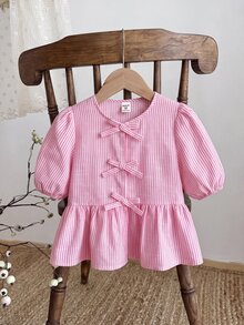 SHEIN LMoss Kids Tween Girl Pink And White Striped Blouse,Summer Casual Tea Party Fitted Round Neck Buttoned Ruffle Trim Puff Sleeve Mommy And Me Back To School Top - Baby Pink - View 1