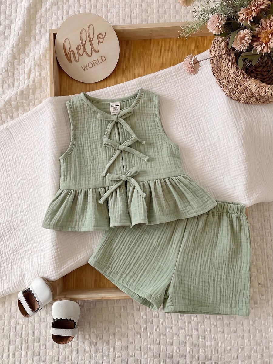SHEIN LMoss Kids 2pcs Baby Girl Woven Solid Color Round Neck Casual Vest And Shorts Set - Green - View 1