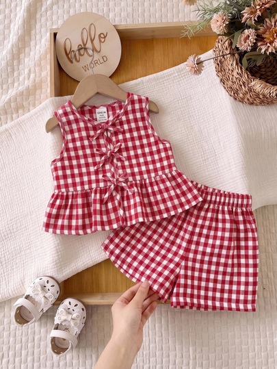SHEIN Baby Girl Plaid Bow Decor Ruffle Hem Top And Shorts Cute Set, Baby Girl Party Vacation Red And White Plaid Summer Cute Funny Graphic