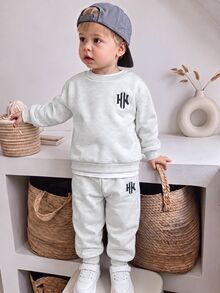 SHEIN Kids Unisex Young Boy/Girl Crew Neck Letter Graphic Long Sleeve Sweatshirt & Casual Loose Sweatpants Set Autumn/Winter Winter Outfit Set, Tracksuit - Grey - View 2