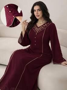Al Najma 大尺碼女款精緻刺繡鈕扣阿拉伯風洋裝 - 酒紅色 - 查看 1