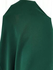 Reflora 大尺碼女款水鑽圓領喇叭袖上衣與百褶寬腿褲休閒兩件套聖誕裝 - 綠色 - 查看 13