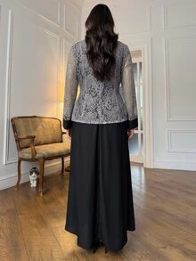 Modelyn ملابس نسائية مقاس كبير أنيقة باللون الرمادي الفاتح مع دانتيل وأزرار على الطراز الصيني الجديد، ملابس علوية بأكمام طويلة مع تنورة طويلة سوداء بقصة A-خط، مناسبة للمواعدة والمناسبات الاجتماعية - متعدد الألوان - مشاهدة 2