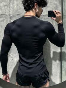 Coreblaze 男友风男士字母印花插肩袖运动T恤健身上衣长袖T恤秋季透气修身T恤秋季圆领压缩T恤，健身房 - 黑色 - 查看 2