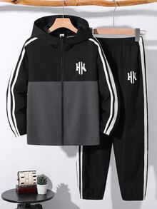 SHEIN 2pcs Kids Tween Boy Casual Sports Pattern Colorblock Stand Collar Jacket & Black Pants Set, Suitable For Fall/Winter, School, Family Gathering, Vacation, Party, FallOutfit, WinterOutfit, Boys Outfit Set - Multicolor - View 2