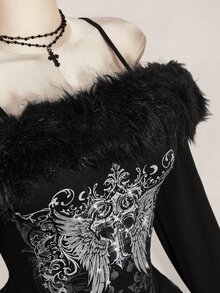 SHEIN ICON 女款大尺碼秋冬復古性感千禧風Y2K時尚休閒露肩人造毛拼接哥德風翅膀圖案黑色T恤 - 黑色 - 查看 5