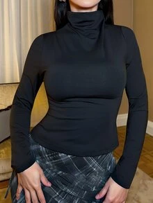 hhfernanda 鏤空後設計半高領T恤適合女士 - 黑色 - 查看 5