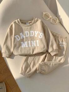 SHEIN Babygirl Cute Casual Knit Letter Pattern Sweatshirt & Pants Set - Khaki - View 1