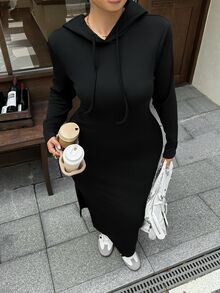 Muchica 大尺碼女款純色長袖側開衩下擺休閒抽繩連帽洋裝 - 黑色 - 查看 3