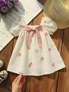 SHEIN LMoss Kids Baby Girl Woven Floral Casual Square Neck Puff Sleeve Dress, Fashionable - Multicolor - View 3