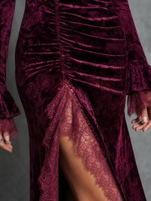 LUMIGAL Vintage Sexy Elegant V-Neck Diamond Velvet Print Hem High Slit Lace Trim Fitted Long Dress - Red - View 6