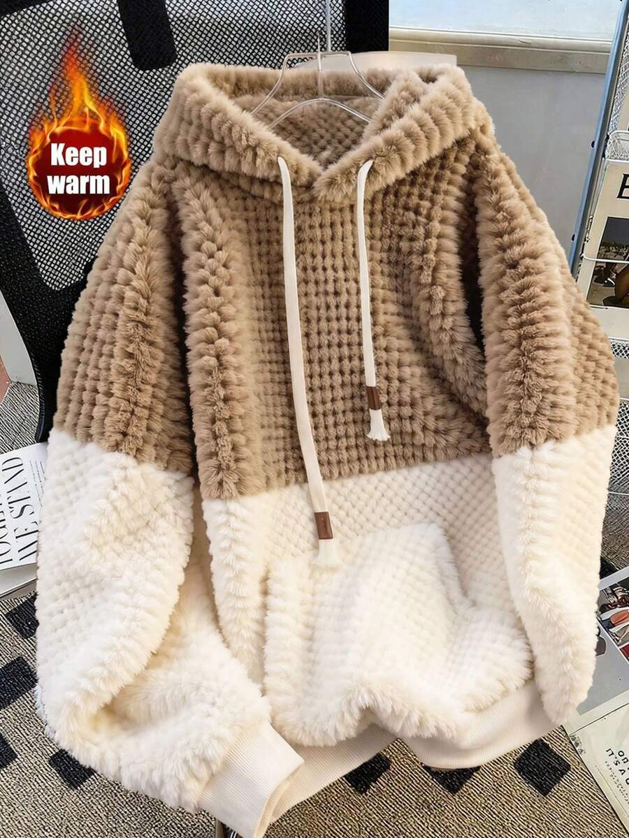 GlowEve CURVE Plus Size Hooded Thermal Lined Thick Pineapple Plaid Pullover Sweatshirt With Pockets Fall Travel Home White Casual Matching - Multicolor - View 1
