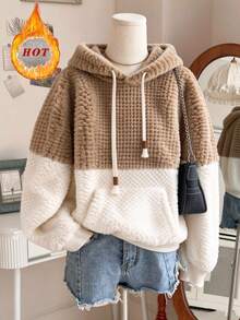 GlowEve CURVE Plus Size Hooded Thermal Lined Thick Pineapple Plaid Pullover Sweatshirt With Pockets Fall Travel Home White Casual Matching - Multicolor - View 3