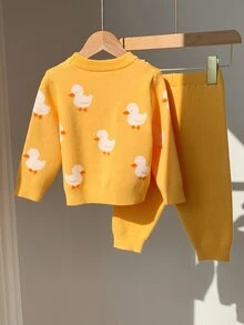 SHEIN 男女嬰兒/幼兒 2件組秋冬休閒可愛鴨子圖案針織毛衣套裝，嬰兒冬季毛衣套裝，聖誕 - 黃色 - 查看 2