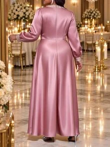 Fleurora Plus Size Women's Elegant Dress With 3D Floral Decoration, Round Neck, Long Sleeve - Dusty Pink - View 2