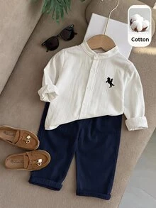 SHEIN 小男孩春夏秋時尚休閒騎士圖案長袖襯衫與長褲套裝 - 彩色 - 查看 2