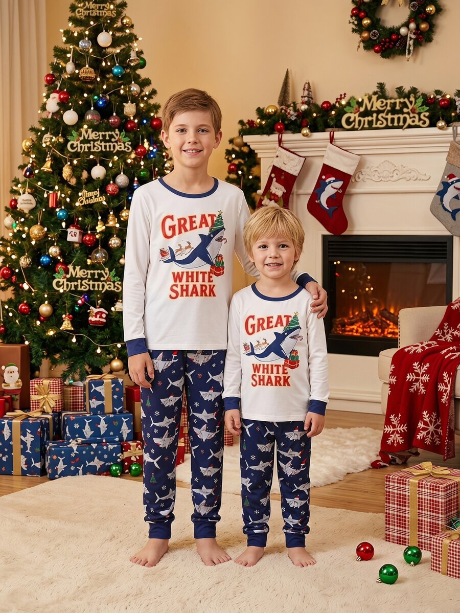 SHEIN Tween Boy 2pcs Autumn/Winter Pajamas Stretchy Snug Fit Long Sleeve Pants Crew Neck Top Allover Print Christmas Snowflake - Navy Blue - View 1