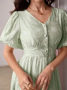 Modelyn V-Neck Puff Sleeve Jacquard Front Button Dress - Green - View 2
