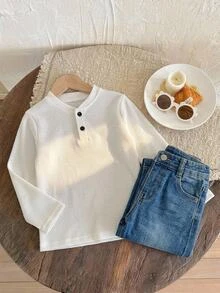 SHEIN 1件兒童小男孩純色百搭半拉鍊 Polo 領紋理布料長袖 T 恤，柔軟舒適，適合日常穿著、上學、旅行、運動、街頭風，四季皆宜 - 白色 - 查看 4