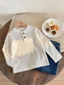SHEIN 1件兒童小男孩純色百搭半拉鍊 Polo 領紋理布料長袖 T 恤，柔軟舒適，適合日常穿著、上學、旅行、運動、街頭風，四季皆宜 - 白色 - 查看 7