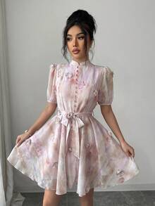 Modelyn Đầm ngắn tay ngắn thắt eo họa tiết hoa 3D nhuộm tie-dye lãng mạn, thanh lịch dành cho nữ, thích hợp cho kỳ nghỉ. - Nhiều màu - Xem 5