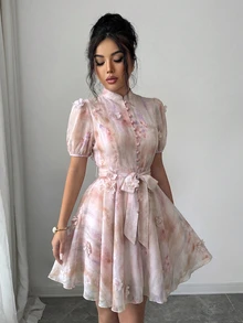 Modelyn Đầm ngắn tay ngắn thắt eo họa tiết hoa 3D nhuộm tie-dye lãng mạn, thanh lịch dành cho nữ, thích hợp cho kỳ nghỉ. - Nhiều màu - Xem 8