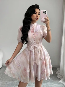 Modelyn Đầm ngắn tay ngắn thắt eo họa tiết hoa 3D nhuộm tie-dye lãng mạn, thanh lịch dành cho nữ, thích hợp cho kỳ nghỉ. - Nhiều màu - Xem 6