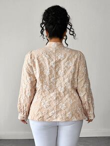 Elenzga Áo blouse ôm dáng thanh lịch size lớn màu mơ họa tiết hoa, tay dài, cổ đứng, cài nút ếch - Màu be - Xem 2