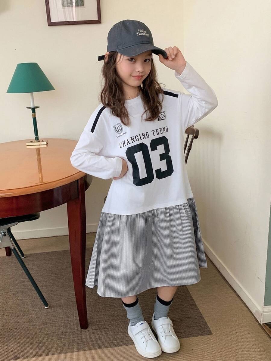 Dazy Kids 少女數位印花拼接條紋下擺長袖休閒洋裝 - 黑與白 - 查看 1