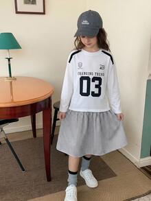 Dazy Kids 少女數位印花拼接條紋下擺長袖休閒洋裝 - 黑與白 - 查看 4
