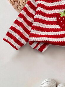 SHEIN 新生兒條紋圖案草莓刺繡長袖套頭上衣與長褲套裝 - 紅色 - 查看 3