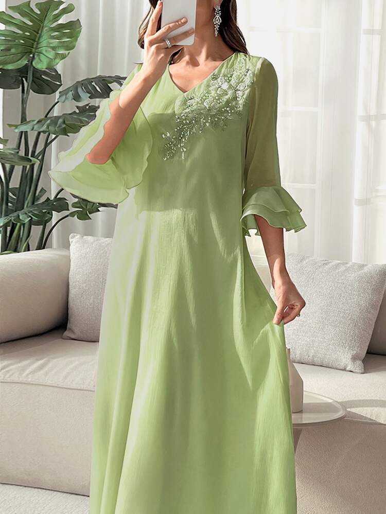 Al Najma 女士V领串珠花卉层叠荷叶袖阿拉伯风格连衣裙，春夏款 - 綠色 - 查看 3