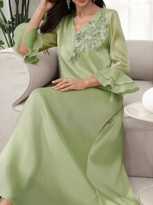 Al Najma 女士V领串珠花卉层叠荷叶袖阿拉伯风格连衣裙，春夏款 - 綠色 - 查看 8