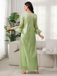 Al Najma 女士V领串珠花卉层叠荷叶袖阿拉伯风格连衣裙，春夏款 - 綠色 - 查看 2