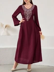Al Najma 1 件女式秋季优雅水晶亮片装饰酒红色朴素长袖阿拉伯连衣裙 - 酒紅色 - 查看 5