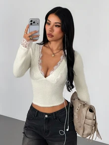 SHEIN ICON 女款深V領對比蕾絲修身顯瘦短款時尚長袖T恤 - 米色 - 查看 1