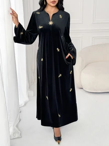 Al Najma V-Neck Embroidered Velvet Elegant Dress With Sophisticated Elegant - Black - View 5