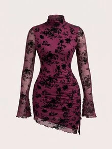 SHEIN ICON 女款植絨花卉迷你洋裝 - 酒紅色 - 查看 5