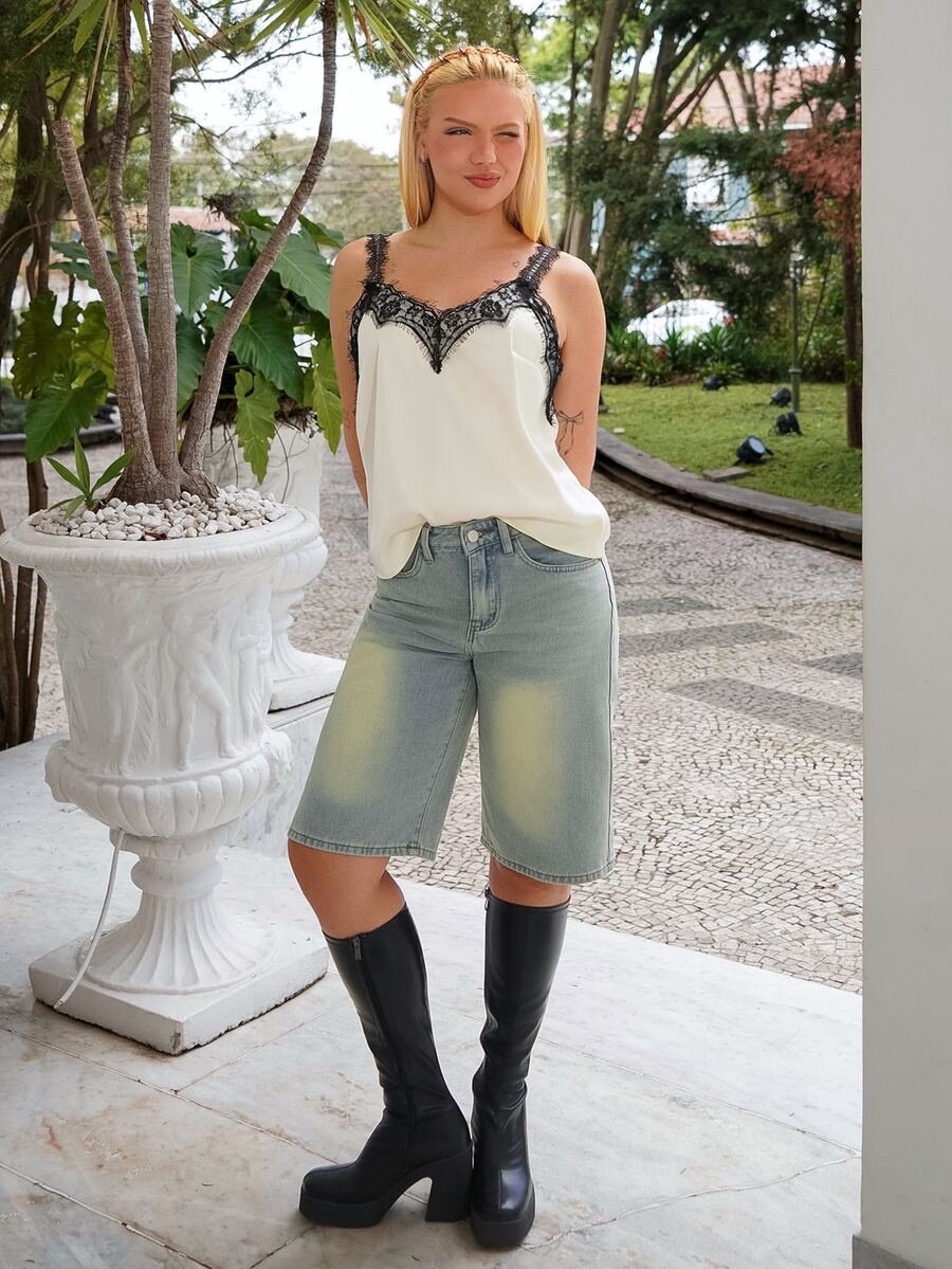 Vivi Wanderley 女款緞面蕾絲飾邊細肩帶背心上衣,優雅V領無袖背心,蕾絲拼接休閒日常穿搭上衣,黑白配色,夏季,優雅,早午餐 - 杏色 - 查看 1