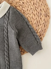 SHEIN Newborn Baby Contrast Doll Collar Long Sleeve Texture Knitted Sweater Jumpsuit With Hat 2 Pieces,Dark Grey,Autumn,Modest Casual Foot Cover Romper Set - Multicolor - View 3