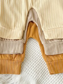 SHEIN Vintaside Kids 3套新生女嬰和服上衣+長褲，可愛甜美黃色米色奶油色螺紋毛絨熊長袖秋季假期針織套頭毛衣 - 彩色 - 查看 6