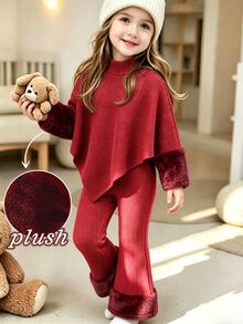 SHEIN 女童T恤套裝，秋冬款：紅色長袖上衣搭配微喇長褲，袖口與褲腳飾有人造毛飾邊，聖誕風 - 紅色 - 查看 2