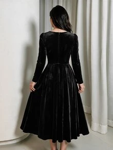 NOVVYNE 女款黑色方領天鵝絨長洋裝，手工縫製珠飾長袖正式禮服，優雅秋季婚禮賓客晚宴禮服 - 黑色 - 查看 2