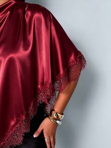 SOLERSUN Damen-Bluse aus aprikotfarbenem Satin mit Spitzenbesatz, asymmetrischem Saum und gerafftem Poncho-Schnitt, elegantes romantisches Sommer-Party-Shirt, Resort-, Abend- und Urlaubs-Chic - Bordeaux - Übersicht 9