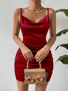 SHEIN Raffinéa 女士时尚纯色修身垂坠领无袖连衣裙，适合新年服装 - 紅色 - 查看 8