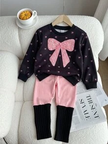 SHEIN Sparklyn 女童極簡風嬰兒時尚白色愛心圖案長袖上衣與長褲運動衫套裝 生日 幼兒園 秋季生日 - 彩色 - 查看 3