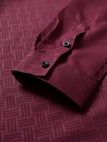Manfinity Mode Manfinity Casual Cool Men's Solid-Color Simple Button-Down Long-Sleeve Shirt , Effortlessly Style , A Perfect Gift For Husbands, Ideal For Formal, Old Money - Burgundy - View 7