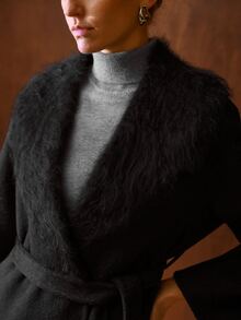 MOTF PREMIUM WOMEN'S SOLID COLOR FUR COLLAR LARGE LAPEL LONG SLEEVE ELEGANT WOOL COAT - Black - View 2