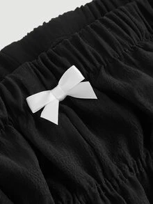 SHEIN MOD Shorts plisados y mini con decoración de lazo kawaii para mujer de tallas grandes con estampado de tomate - Negro - Ver 8
